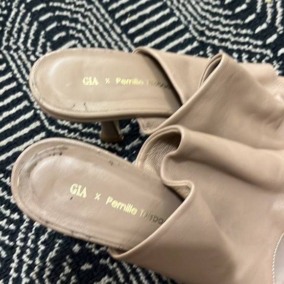 Gia x Pernille Teisbaek sand colored sandals size 38- womens 8 - Picture 3 of 6